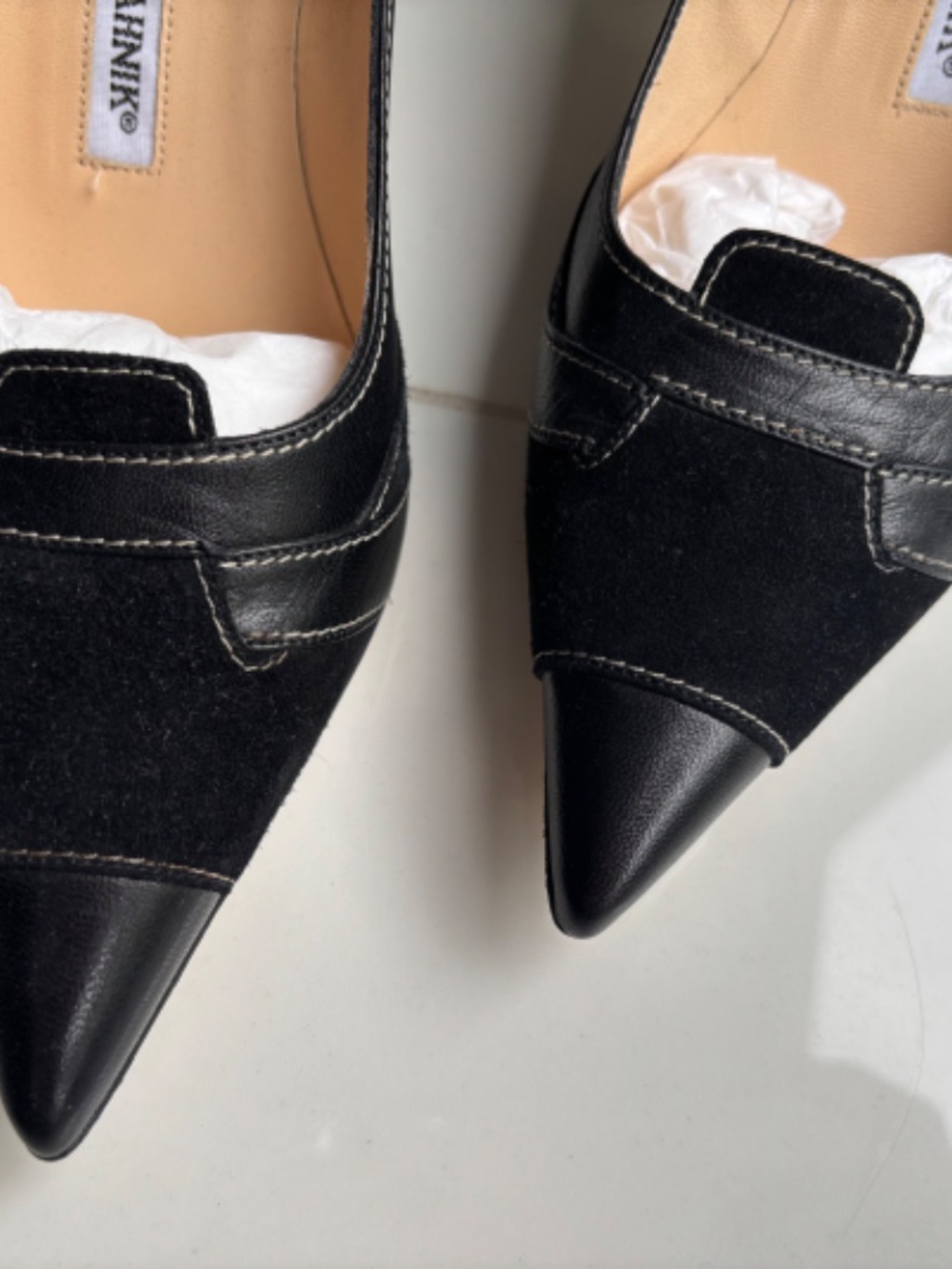 Manolo Blahnik DIAREK GADAMES7 Suede Leather Black Pumps 36.5 (US 6.5) - Picture 6 of 9